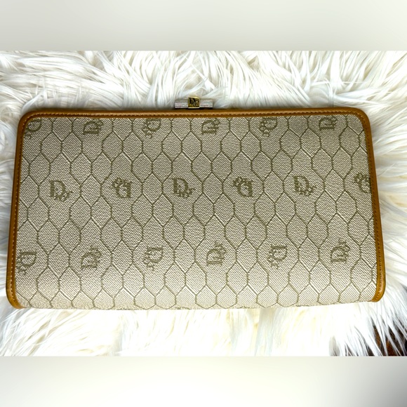 Christian Dior Honeycomb Kiss-Lock Clutch 1950s Rare and Excellent Condition 👛 - Picture 5 of 15
